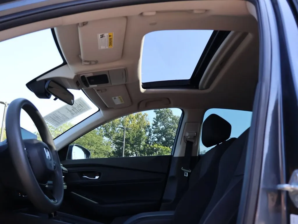 2023 Honda Accord EX - Photo 30
