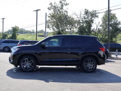 More photos of 2022 Honda Passport EX-L at Jay Wolfe Honda, MO