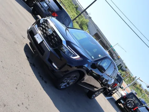 Another view of 2022 Honda Passport EX-L for sale in Kansas City, MO at Jay Wolfe Honda