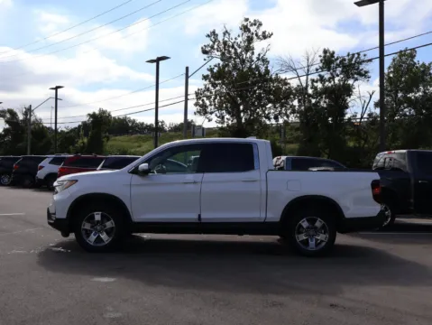 More photos of 2026 Honda Ridgeline RTL at Jay Wolfe Honda, MO