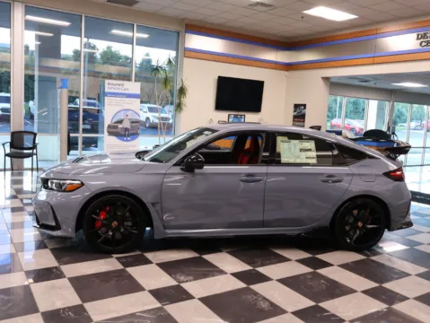More photos of 2026 Honda Civic Type R at Jay Wolfe Honda, MO
