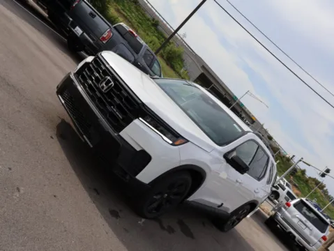 Another view of 2026 Honda Pilot Black Edition for sale in Kansas City, MO at Jay Wolfe Honda