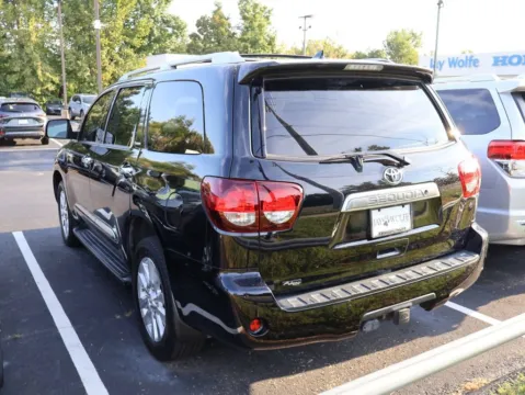 More photos of 2019 Toyota Sequoia Platinum at Jay Wolfe Honda, MO