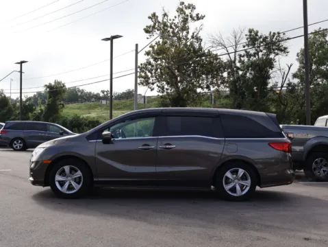 More photos of 2018 Honda Odyssey EX-L at Jay Wolfe Honda, MO