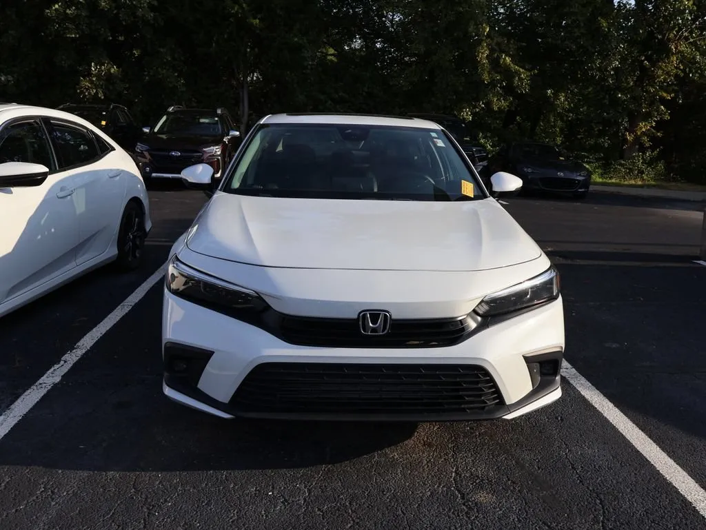 Used 2024 Honda Civic Touring with VIN 2HGFE1F90RH339116 for sale in Kansas City