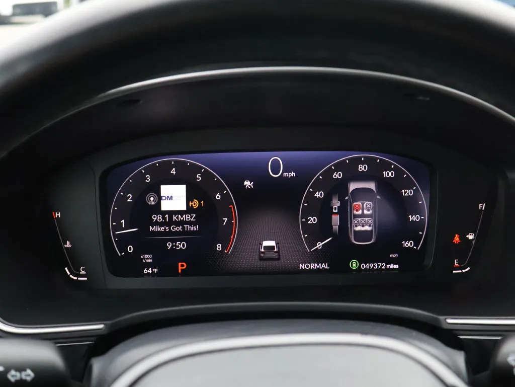 2024 Honda Civic Hatchback Sport Touring - Photo 28
