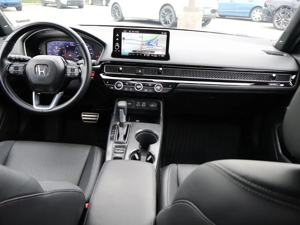2024 Honda Civic Hatchback Sport Touring - Photo 13