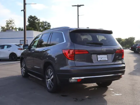 More photos of 2018 Honda Pilot Elite at Jay Wolfe Honda, MO