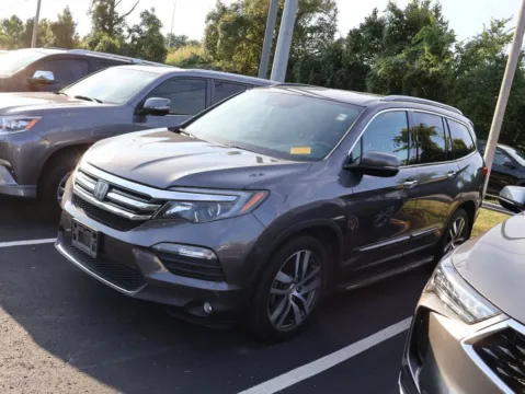 More photos of 2018 Honda Pilot Elite at Jay Wolfe Honda, MO