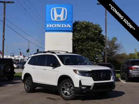 White 2022 Honda Passport TrailSport for sale in Kansas City, MO