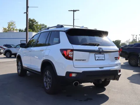 More photos of 2022 Honda Passport TrailSport at Jay Wolfe Honda, MO