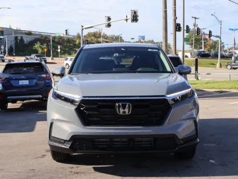 Photos of 2027 Honda CR-V LX for sale in Kansas City, MO at Jay Wolfe Honda