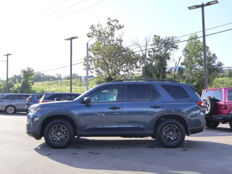 More photos of 2026 Honda Pilot TrailSport at Jay Wolfe Honda, MO