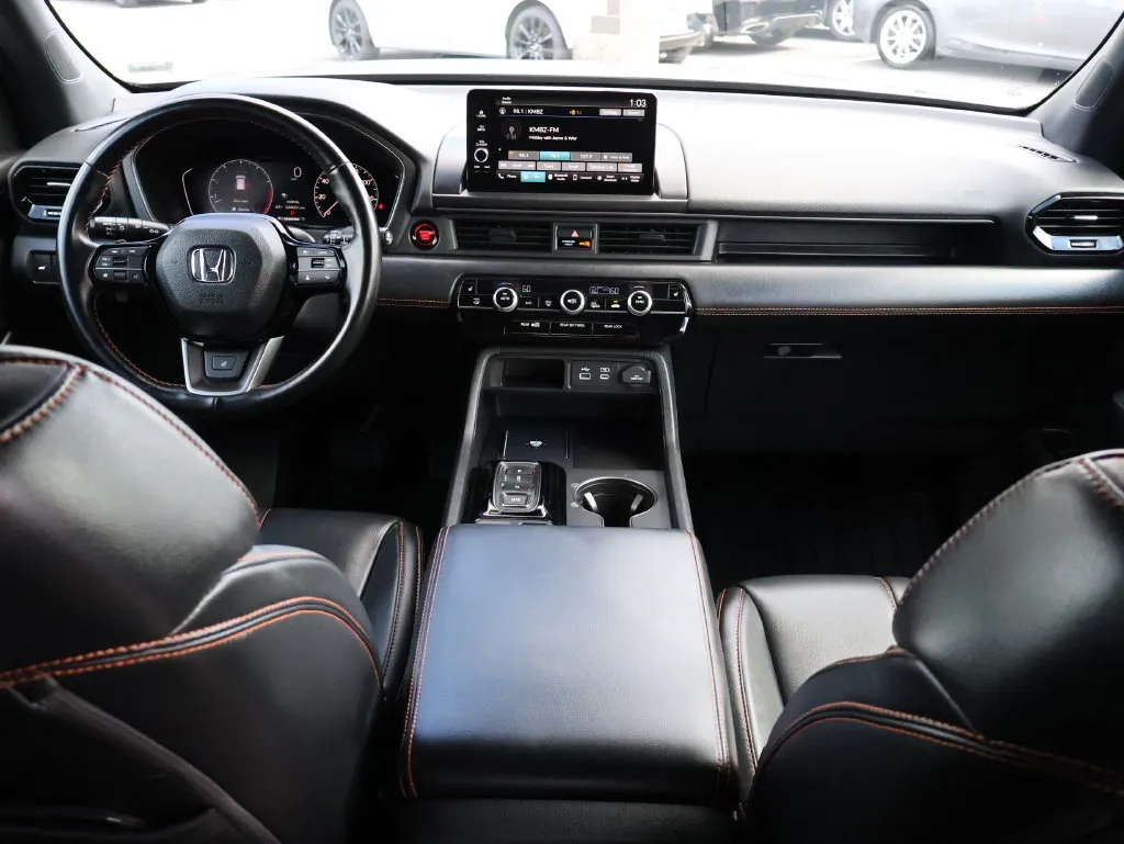 2025 Honda Pilot TrailSport - Photo 14