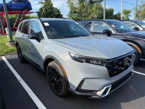 Gray 2024 Honda CR-V Hybrid Sport Touring for sale in Kansas City, MO