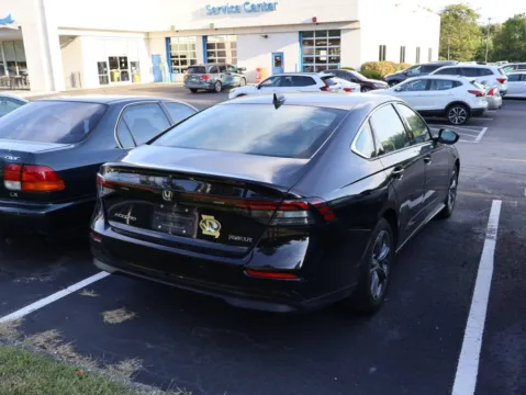 More photos of 2024 Honda Accord Sedan EX at Jay Wolfe Honda, MO