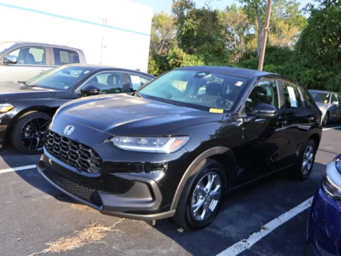 More photos of 2024 Honda HR-V LX at Jay Wolfe Honda, MO