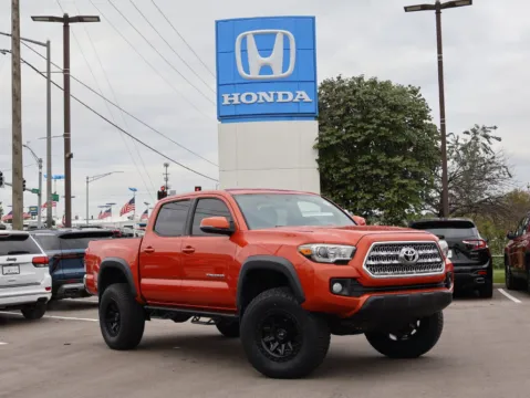 Orange 2016 Toyota Tacoma TRD Off-Road for sale in Kansas City, MO