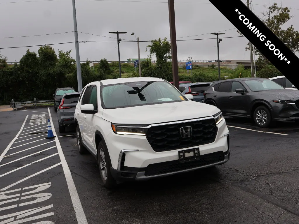 White 2024 Honda Pilot EX-L 8 Passenger for sale in Kansas City, MO