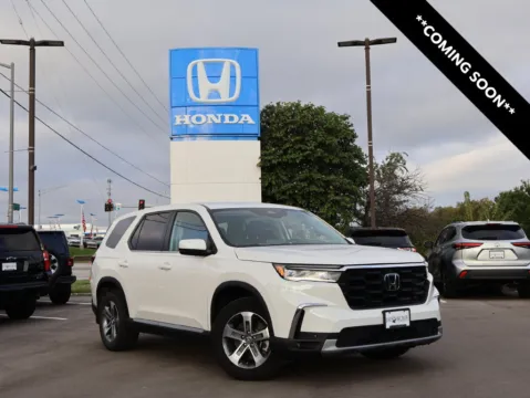 White 2024 Honda Pilot EX-L 8 Passenger for sale in Kansas City, MO