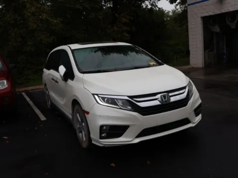 White 2018 Honda Odyssey EX-L for sale in Kansas City, MO