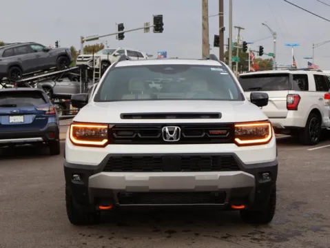 Photos of 2026 Honda Passport TrailSport Elite for sale in Kansas City, MO at Jay Wolfe Honda