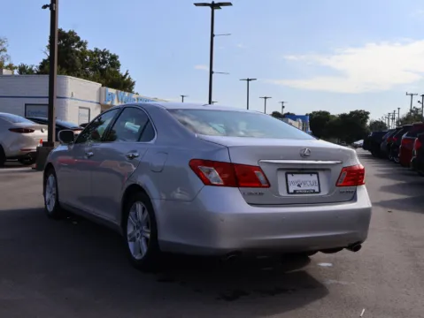 More photos of 2007 Lexus ES 350 at Jay Wolfe Honda, MO