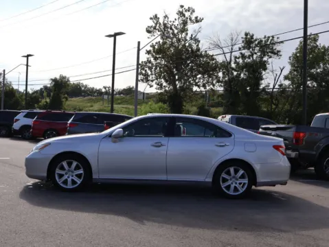 More photos of 2007 Lexus ES 350 at Jay Wolfe Honda, MO