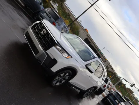 Another view of 2026 Honda Pilot Elite for sale in Kansas City, MO at Jay Wolfe Honda