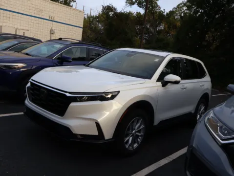 More photos of 2024 Honda CR-V EX at Jay Wolfe Honda, MO