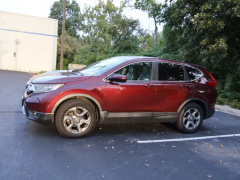 More photos of 2018 Honda CR-V EX at Jay Wolfe Honda, MO