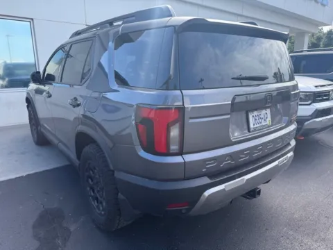 More photos of 2026 Honda Passport at Jay Wolfe Honda, MO