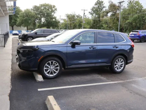 More photos of 2024 Honda CR-V EX-L at Jay Wolfe Honda, MO