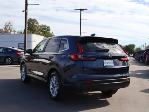 More photos of 2024 Honda CR-V EX-L at Jay Wolfe Honda, MO