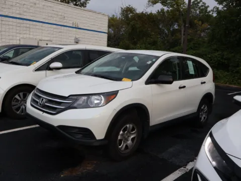 More photos of 2013 Honda CR-V LX at Jay Wolfe Honda, MO