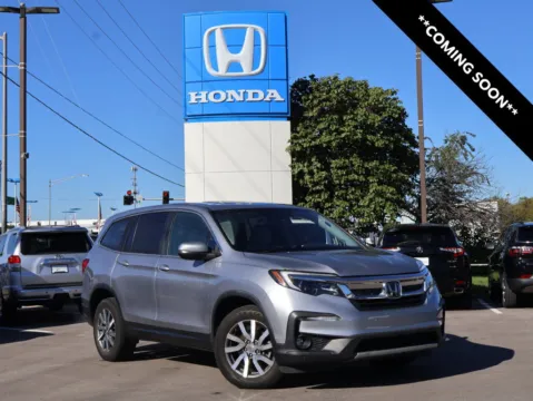 Silver 2019 Honda Pilot EX-L for sale in Kansas City, MO
