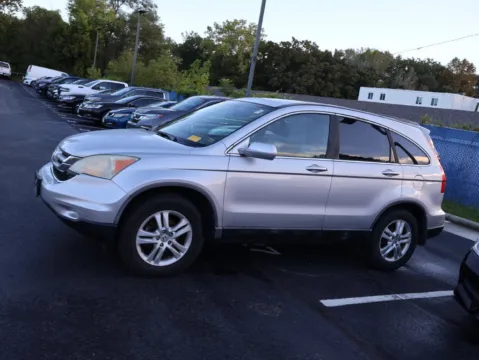 More photos of 2011 Honda CR-V EX-L at Jay Wolfe Honda, MO