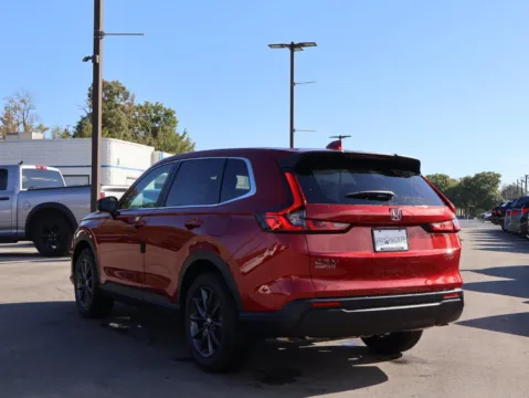 More photos of 2027 Honda CR-V EX-L at Jay Wolfe Honda, MO