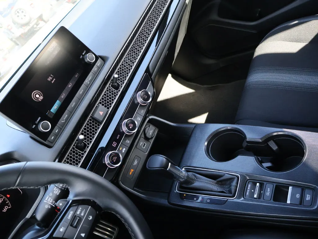 2024 Honda Civic Hatchback Sport - Photo 18