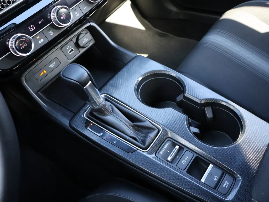 2024 Honda Civic Hatchback Sport - Photo 22