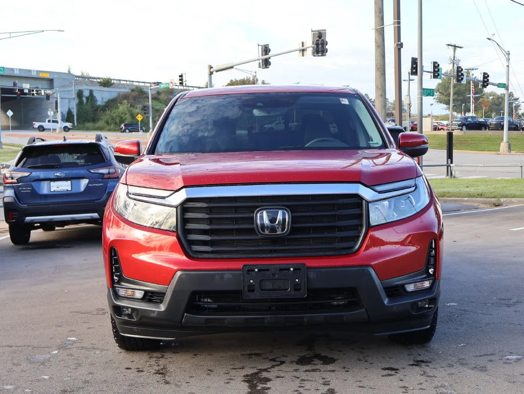 Used 2023 Honda Ridgeline RTL with VIN 5FPYK3F56PB053144 for sale in Kansas City