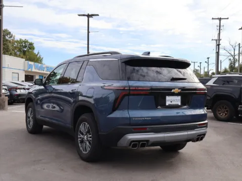 More photos of 2025 Chevrolet Traverse FWD LT at Jay Wolfe Honda, MO