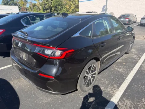 More photos of 2024 Honda Civic Hatchback LX at Jay Wolfe Honda, MO