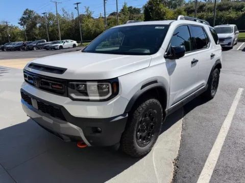 More photos of 2026 Honda Passport TrailSport Elite Blackout at Jay Wolfe Honda, MO