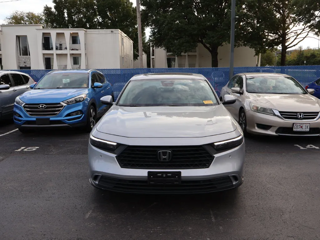Used 2024 Honda Accord Hybrid EX-L with VIN 1HGCY2F63RA013038 for sale in Kansas City