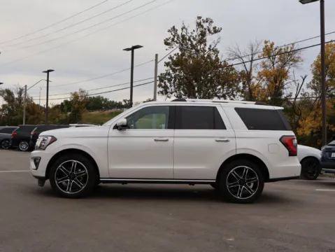 More photos of 2019 Ford Expedition Limited at Jay Wolfe Honda, MO