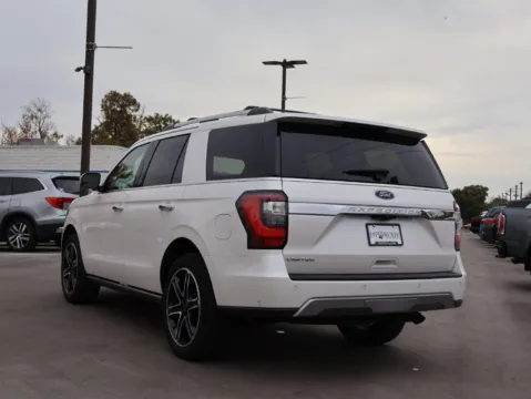 More photos of 2019 Ford Expedition Limited at Jay Wolfe Honda, MO