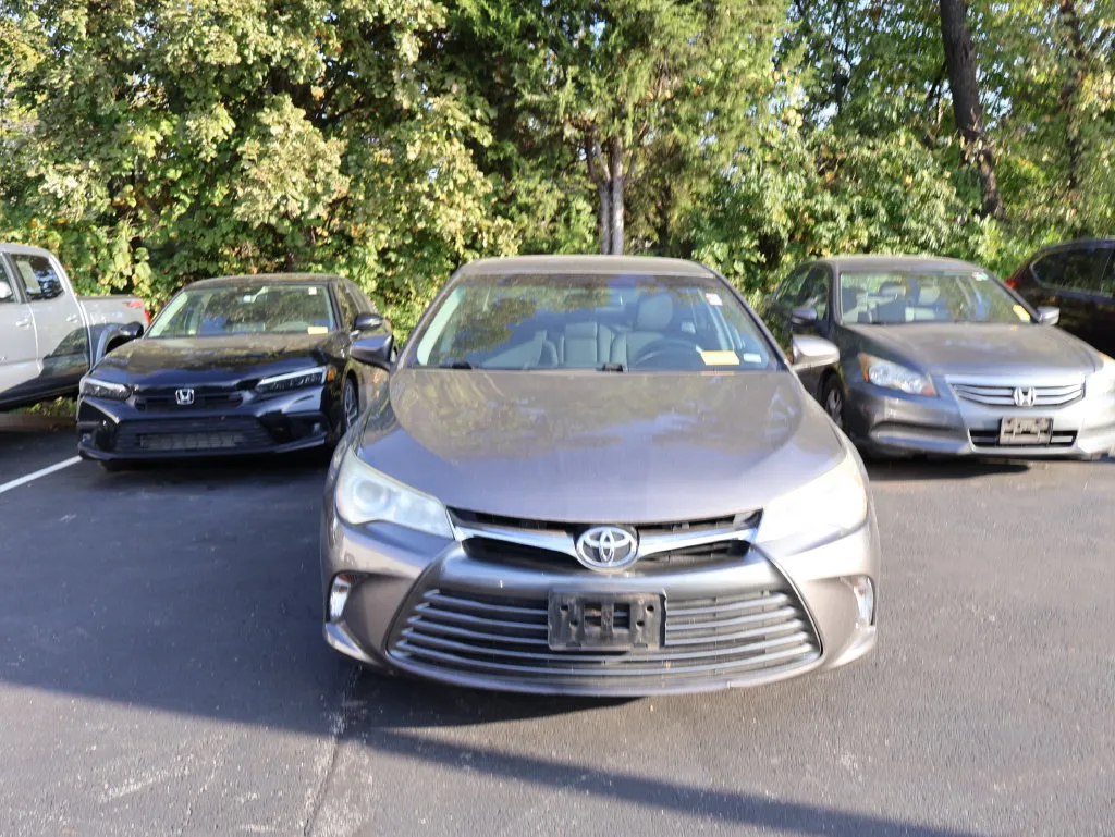 Used 2016 Toyota Camry LE with VIN 4T1BF1FK0GU245854 for sale in Kansas City
