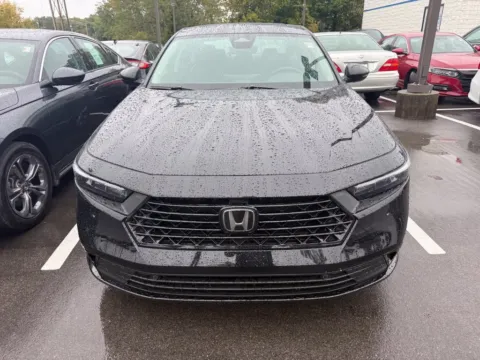 Photos of 2024 Honda Accord Hybrid EX-L for sale in Kansas City, MO at Jay Wolfe Honda