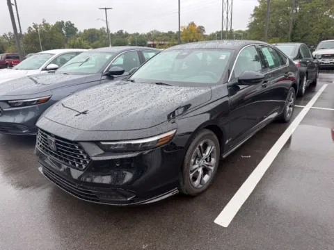 Another view of 2024 Honda Accord Hybrid EX-L for sale in Kansas City, MO at Jay Wolfe Honda